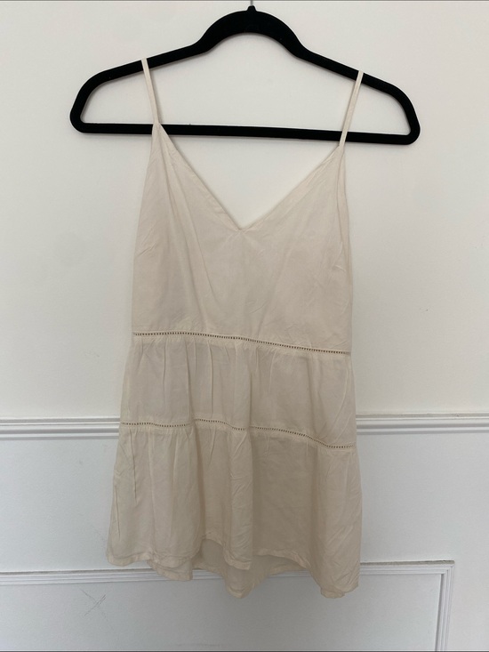 Old Navy Tops - Old Navy Cream Spaghetti-Strap Tiered Camisole